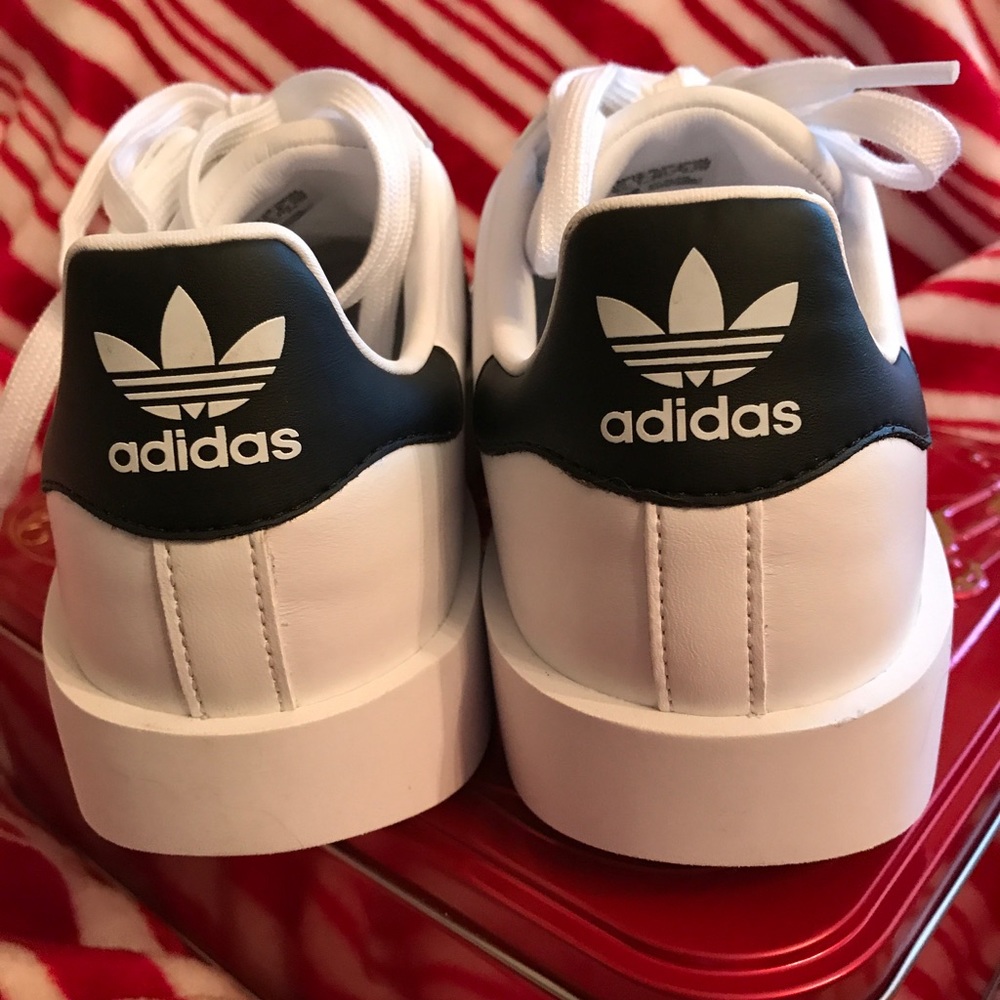 Adidas Superstar Bold Sneakers NIB 8 fits like 9 - Picture 5 of 8
